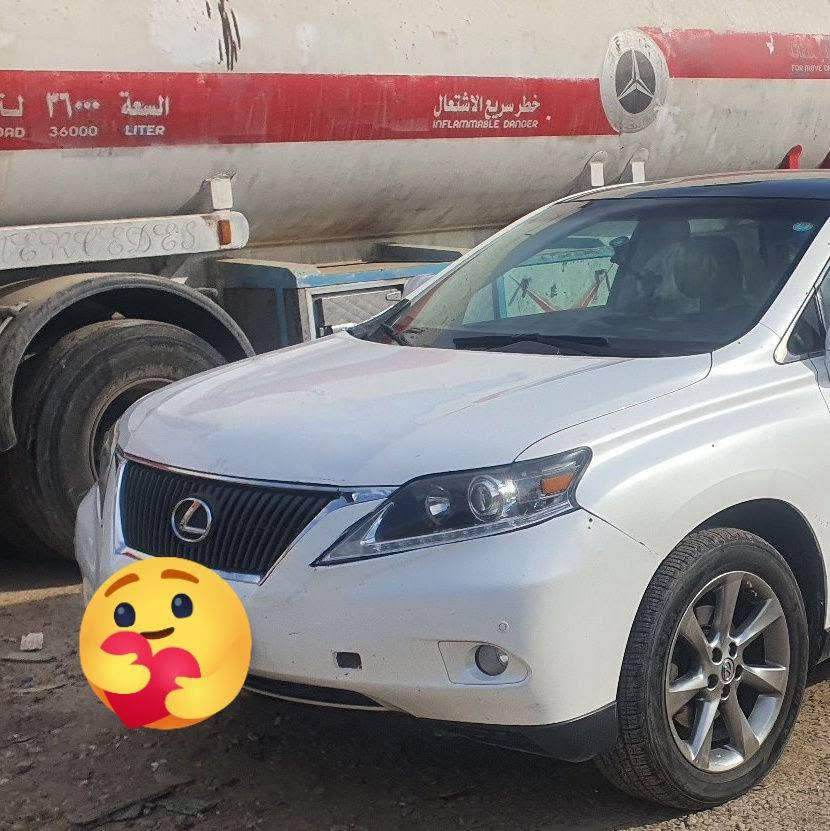 السلام عليكم شاشة دشبول لكزس rx350 2010  2011 2012 2013 2014
ب٣٠٠ $ 
أصلية شرط بلادية مال تفصيخ


**إذا كنت صاحب هذا الإعلان وتريد حذفه لأي سبب، رجاءا أرسل رسالة إلى الدعم الفني**