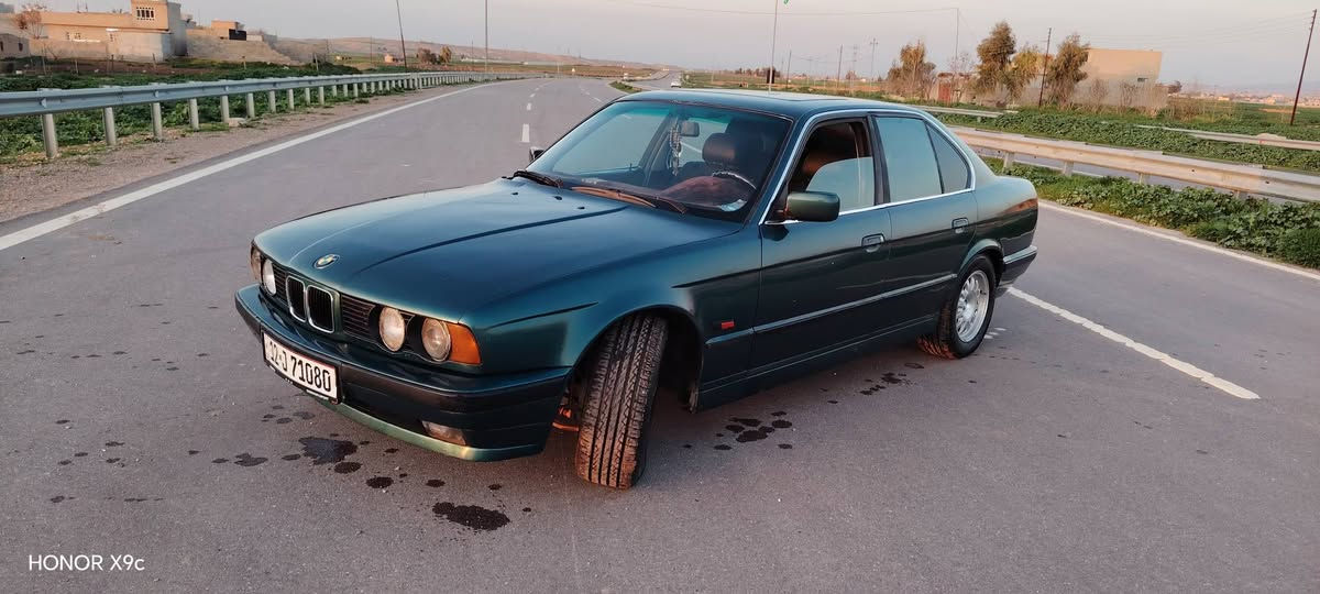 للبيع  بي ام دبليو
صبخ جمالية بدون حادت 

رقم نينوى 

حجم ٥٢٥ 

كربون بنزين بها 

سعرها 58

الاستفسار ***********
