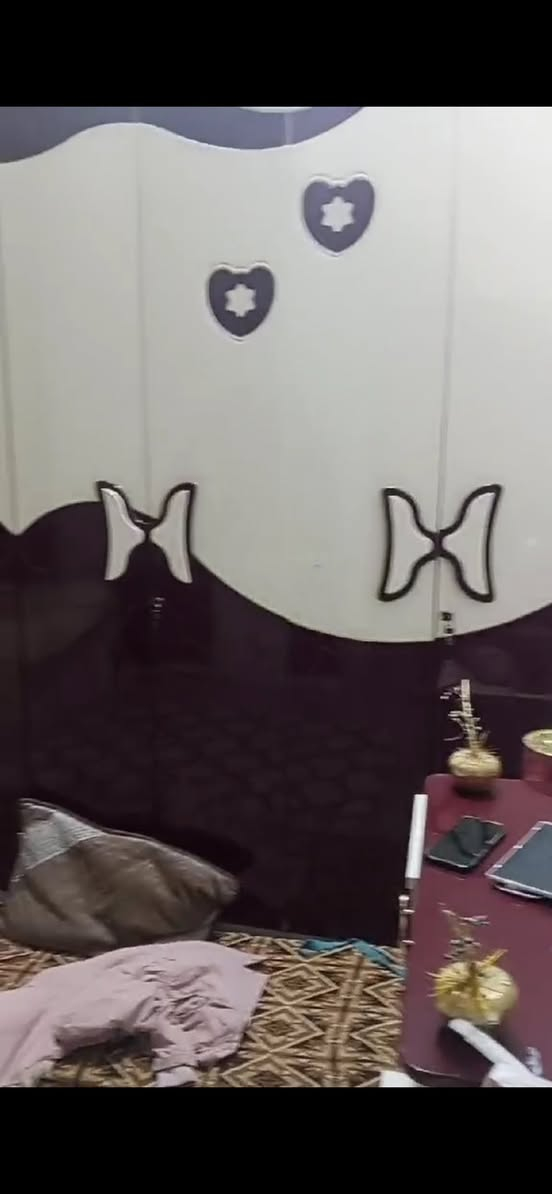 للبيع 
غرفة نوم كامله السعر 550 وبيها مجال 
الشراي يتفضل خاص 
مكانه فلوجه


**إذا كنت صاحب هذا الإعلان وتريد حذفه لأي سبب، رجاءا أرسل رسالة إلى الدعم الفني**