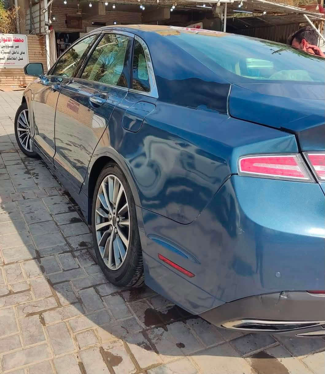 السلام عليكم اخوان سيارة لينكولن فورد MKZ  هايبرد 2019سيارة وارد امريكي معوقين صارت حرة بقت بس تحويل سعر مناسب مكان السيارة بغداد شارع فلسطين 
***********
