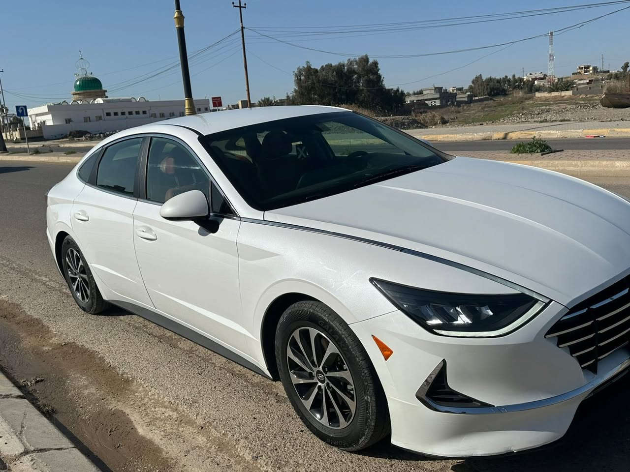 السلام_عليكم
سوناتا للبيع   
السياره كلين 
موديل 20  /اللون أبيض 
محرك 4 سلندر 
رقم صلاح الدين
  تحويل مباشر
صدر تايرات كلها جديد 
السعر  155 بيها مجال شي قليل
للاستفسار ***********
***********
