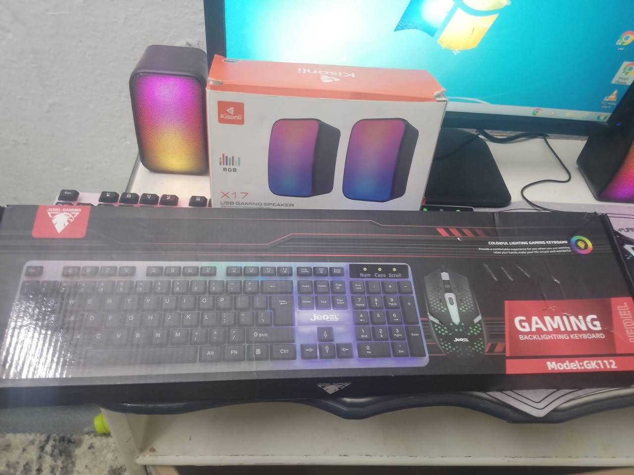 حاسبه كامله مع كامره وكيبورد وماوس بل كارتون وماوس باد وادبتر نت بل كارتونه وسماعات ار جي بي بل كارتون رام 8 وهارد 500 ويندوز 7 يتطور إلى 10 ومعالج كور اي 5 جيل ثاني وكرت شاشه مدمج  نضافه فول ونوع الكيس hp برو شاشه حجم 20 تحكم ازرار ديل حاسبه نضيفه فول سعر 125 مكاني بغداد ماعندي توصيل


**إذا كنت صاحب هذا الإعلان وتريد حذفه لأي سبب، رجاءا أرسل رسالة إلى الدعم الفني**