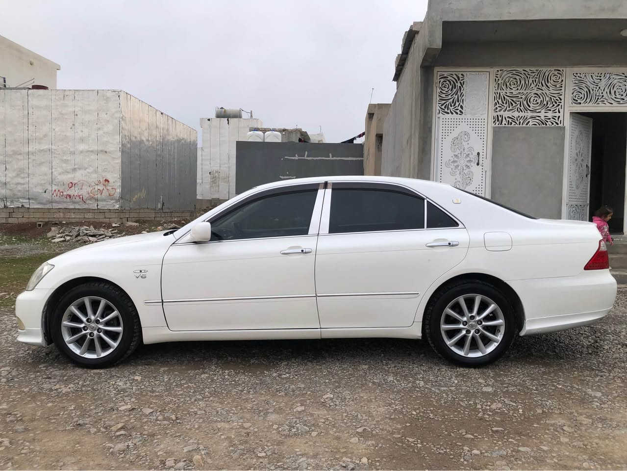 شاهینە  رۆیال ٢٠٠٧گجکە بە گەورەنمونە   لە جوانی ناو زەرد گەرمی مە زبوتە   پیشو پشتی کراوەتە سپۆرت    *********** رانية, السليمانية
