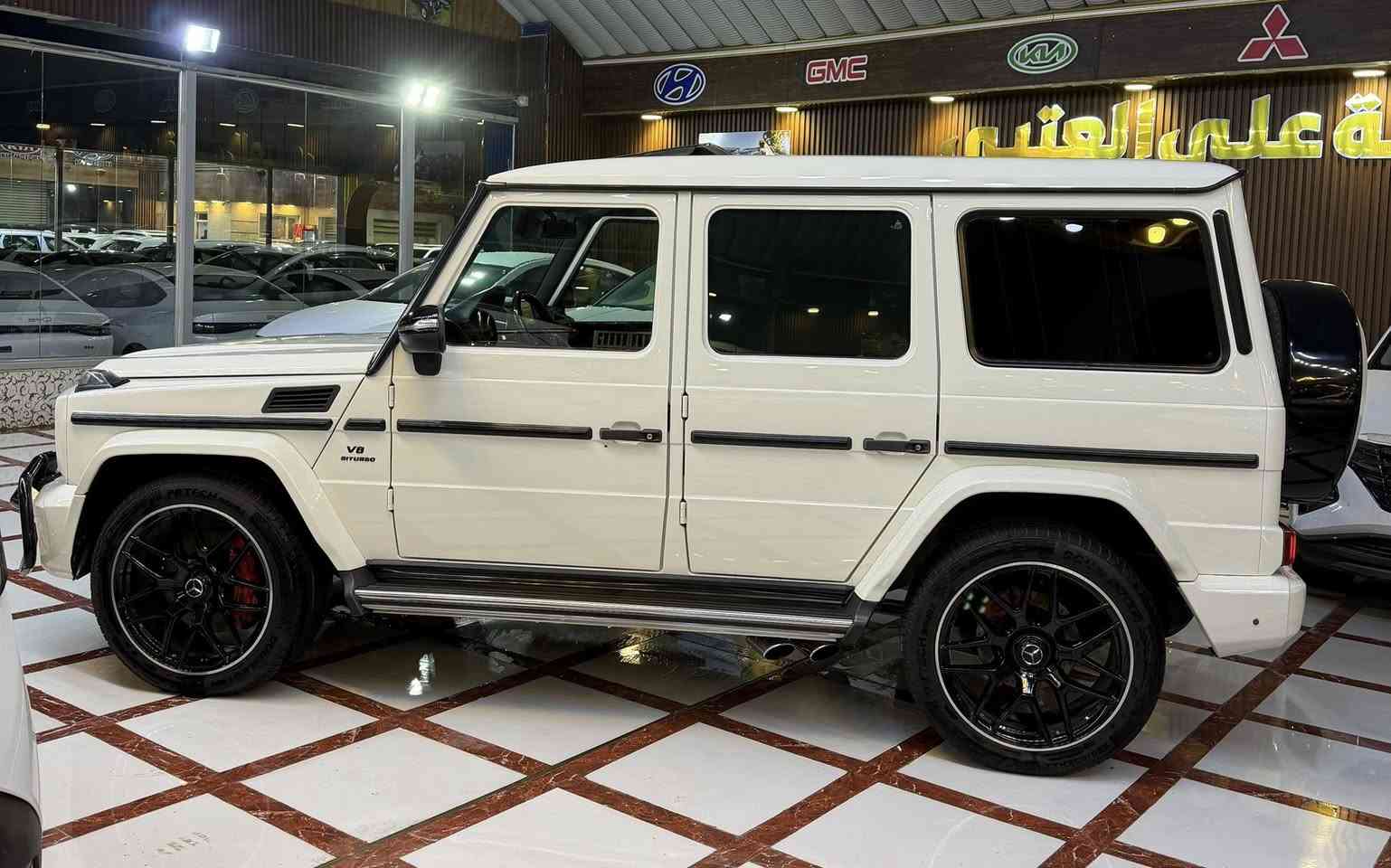 بيع او مراوس 
2013 
جي كلاس خليجي فول g63 
صفر مسج جاهزه من كلشي محرك بلاد ممفتوح برغي بي 
 فقط خارج محدث 2020
داخل بلاد سياره جديده ماشيه 100
رقم سليمانيه تحويل وكاله
السعر 425$ وبيها مجال
مكانها حله بابل
***********
