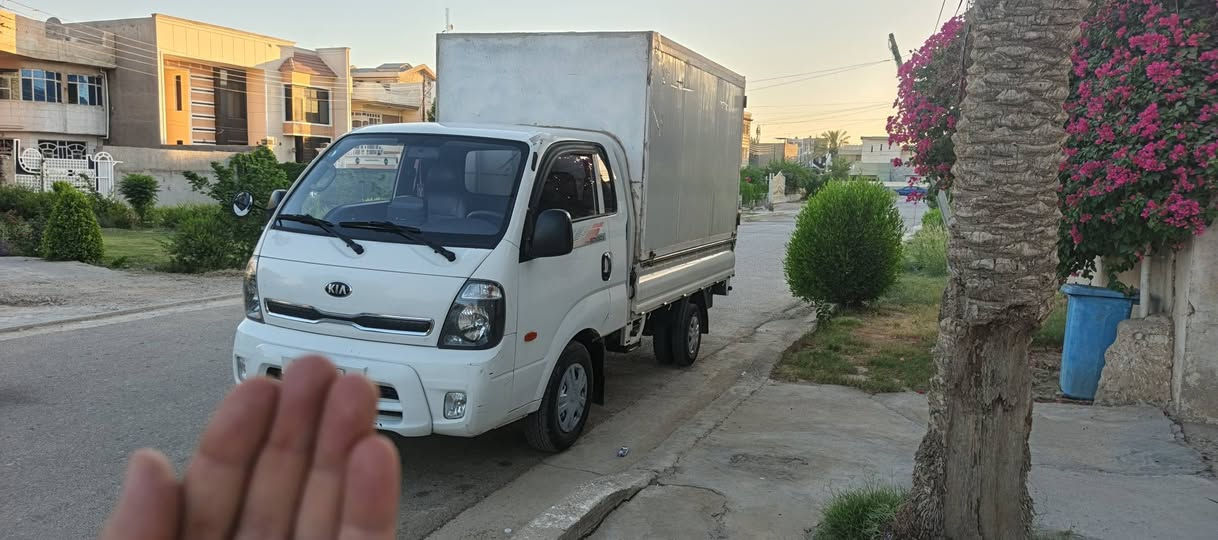 سلام عليكم
كيا بوكس موديل ٢٠١٨
مكينة ٣٠٠٠ اوتماتيك
رقم بغداد بسمي  شرط تحويل مابيع وكالة ومكاتبة تحويل شرط
سيارة جاهزة مابيها أي نقص مكينة كير تبريد كاملة 
البوكس سنديويش موحديد 
العنوان بغداد المحمودية 
السعر / ١٥٠ 
سيارة كولش حلوة


**إذا كنت صاحب هذا الإعلان وتريد حذفه لأي سبب، رجاءا أرسل رسالة إلى الدعم الفني**