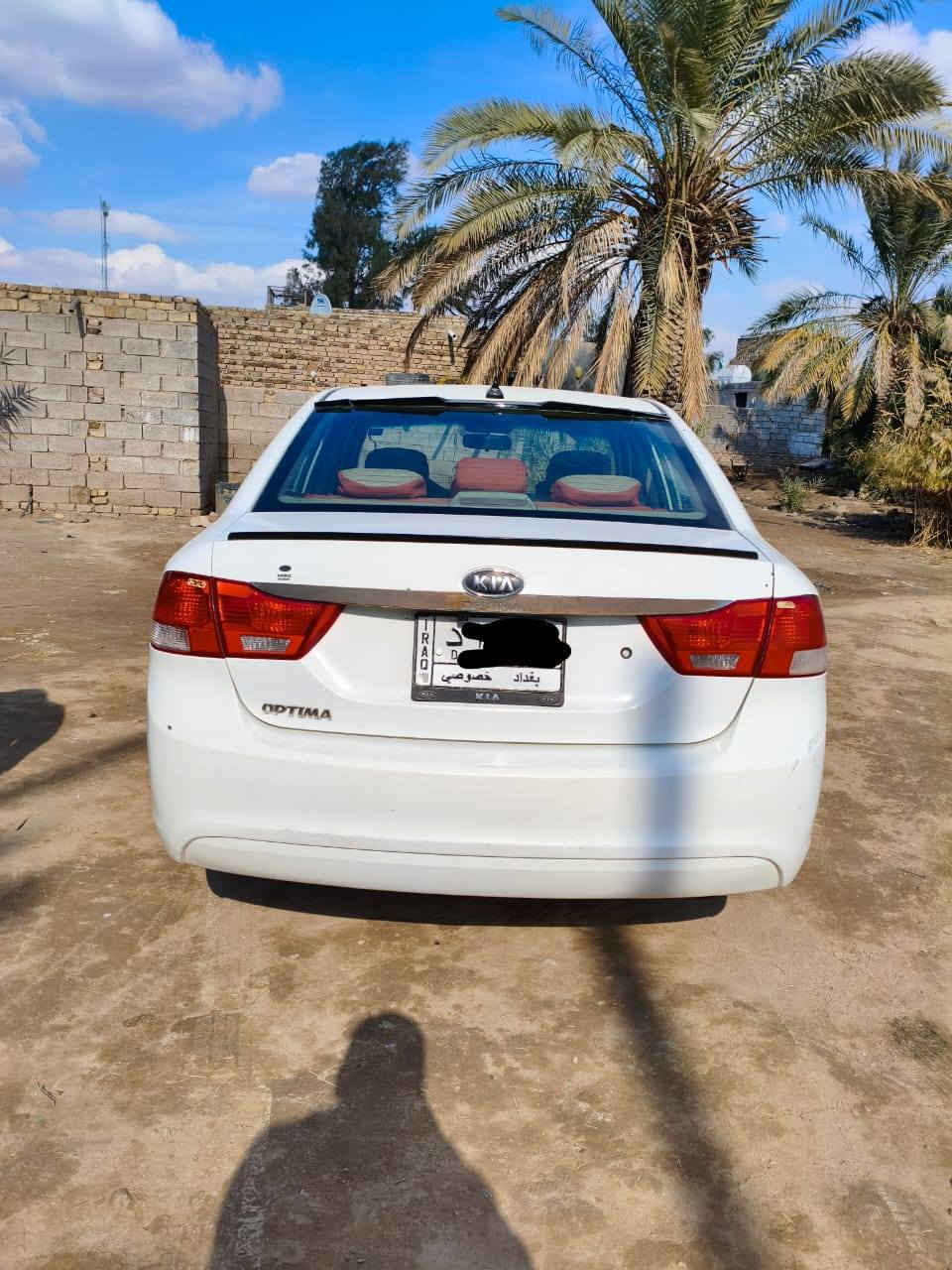 سلام عليكم من رخصة مدير الكروب اوبتيما ١٠ خليجي كفاله عده شويه بي الجاملغ الخلفي بي شبر جهت العبري السعر ١٤٠ وبيه مجال قليل حك الجيه ***********
