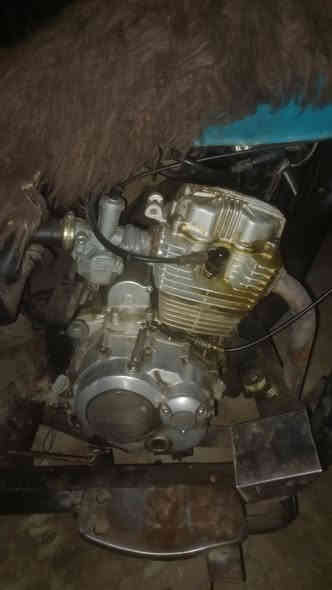 السلام عليكم ستوته امتي ار للبيع بدون اوراق مكفوله من تخذه من البيت ضايعه المكان بغداد السعر 850 بيه مجال خير من الله ***********
