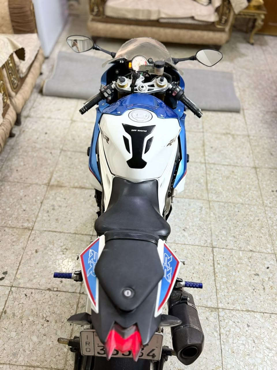 سلام وعليكم دراجه بي ام للبيع الدراجه ستوك موديل 2016 ماشيه الدراجه 17الف الدراجه نضيفه مرتبه كامله وبيها غراض تزويد والدراجه مرقمه كامله ثاني يوم التحويل رئسن مكان الدراجه بغداد البياع مامتواجد علفيس الشراي هاذه الرقم وتصل بي
***********
