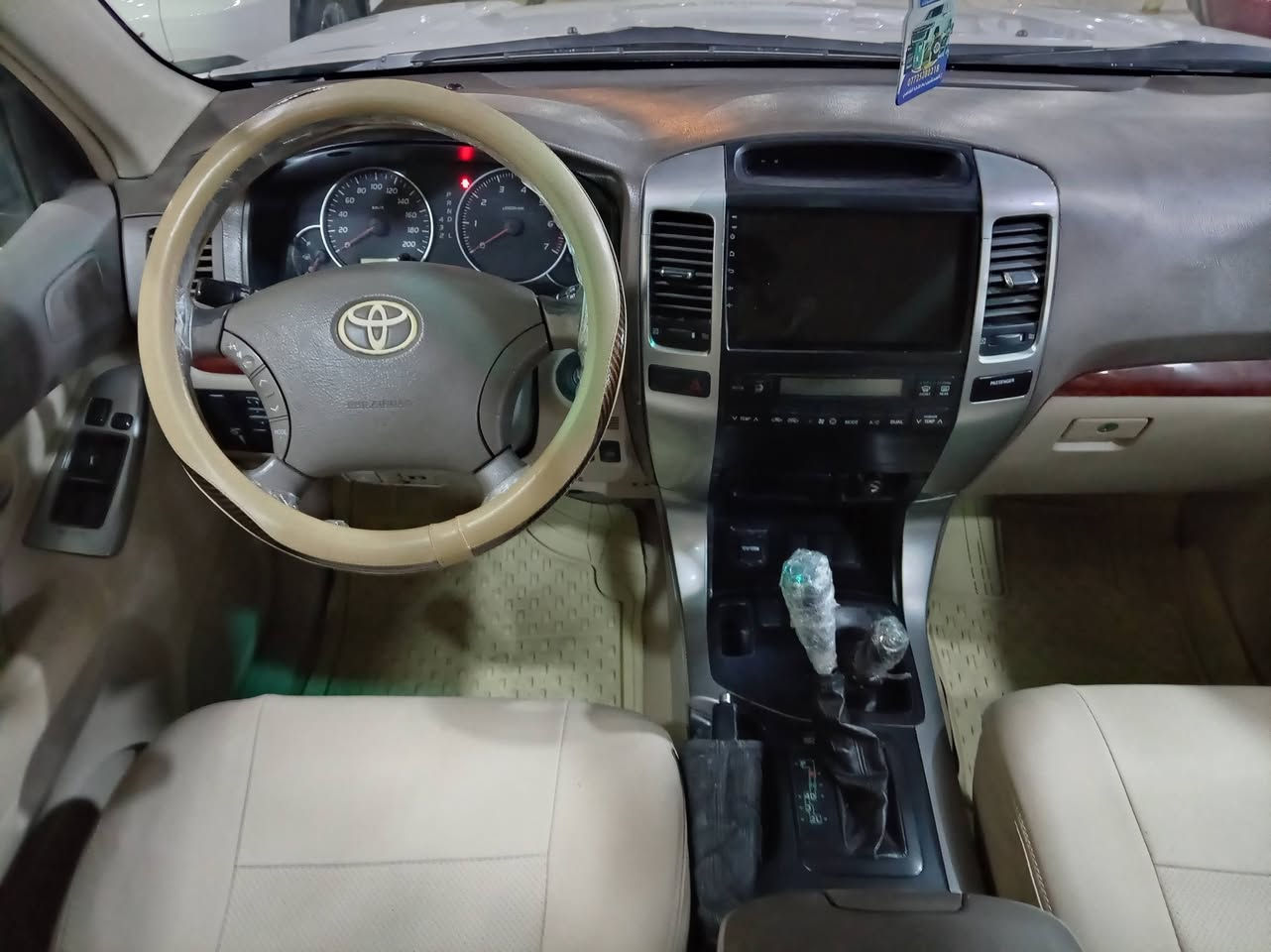 سلام عليكم تيوتا برادو موديل 2009 مكفولة كفاله عامه محرك 6 سلندر السعر 190 رقم ***********
