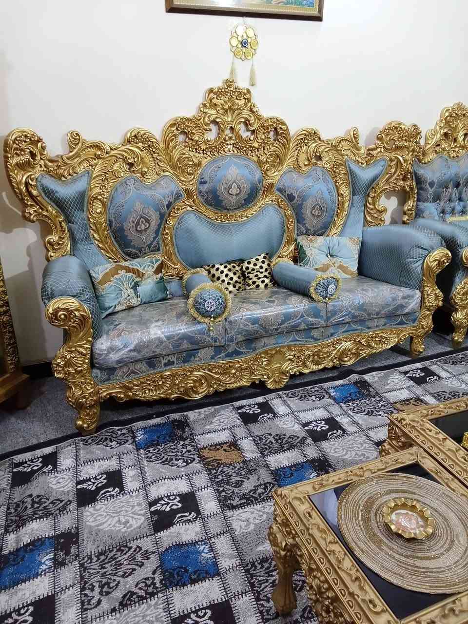 السلام عليكم تخم للبيع رائسي جديد ونضيف صار شهر من اشتريته هوه وطبلعته السعر مليون  وميتين وبي مجال ***********
