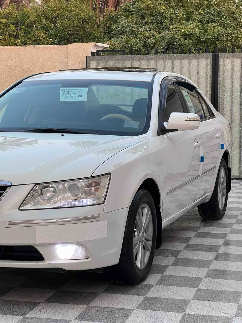 السلام عليكم جميعاً هونداي سوناتا   خليجي موديل 2011 رقم صلاح الدين دولي بسمي محرك2400 فول مواصفات تحكم ستيرن اشاير بلمري داخل صاج فتح سقف تخم تاير جديد صدر امامي وخلفي جديد تبريد 🥶بيهة صبغ قطعه فقط باقي مكفول السياره مال جناي جاهزة العنوان صلاح الدين بلد/الضلوعية الاتصال ***********
