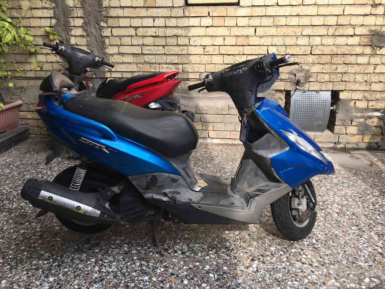 السلام عليكم جي تي ار لبيع دراجه كفاله عامه صارلهه شهر ونص من طالعه من رنبه دراجه من كلشي اكفلك بيه جيب اي فيتر وتعال افحص دراجه كله شغاله اي نقص ما بيهه سعرهن١١٥٠ بيهه مجال رقمي اتصال*********** واتساب ***********
