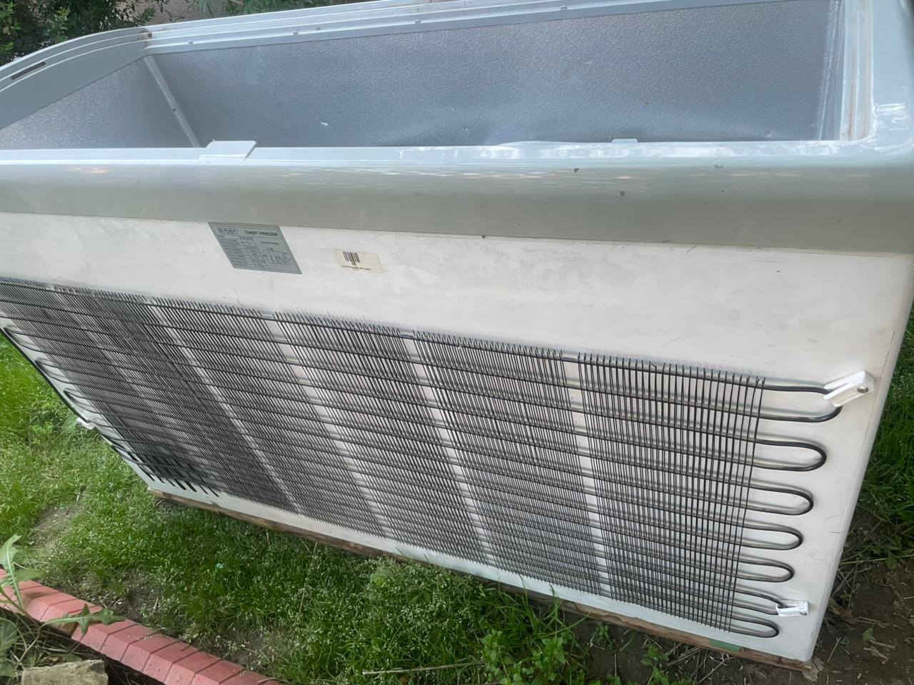 للبيع نظيفه وشغاله،  بس تجميدها ضعيف ب٢٢٥ وبيها مجال


**إذا كنت صاحب هذا الإعلان وتريد حذفه لأي سبب، رجاءا أرسل رسالة إلى الدعم الفني**