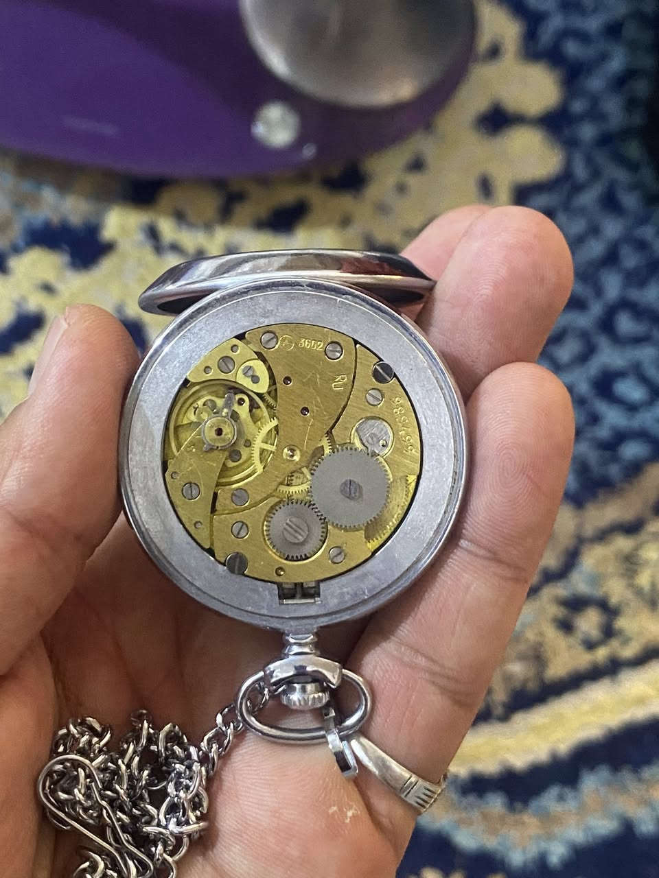 السلام عليكم 

ساعه انتيكه تاريخ لصناعه ١٩٤١
شباب اعله سعر ابيع عندي توصيل


**إذا كنت صاحب هذا الإعلان وتريد حذفه لأي سبب، رجاءا أرسل رسالة إلى الدعم الفني**