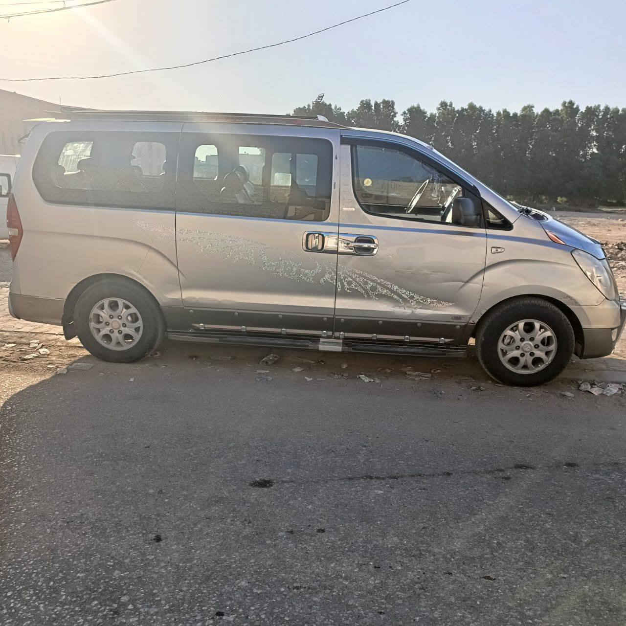 2009 أصل مسكر گير عادي ميسان أنگليزي سنوية للـ 2030 مصفرة هيئة وغرامات، خطه ناصرية قلعة سكر، ابو السنوية بالناصرية، مداور شوكت مايعجبك، مكينة سورنتو بالجيس صار شهر من شديته، بيه بس الچاملغ الأمامي جهة السائق معمر أثر ضربة باللغد، شواصي جدد مامعمرات مابيهن قطرة خياس كشره بي شخوط أثر تخريب. سيارة جاهزة من كلشي ماتذب عليه ربع دينار گبل للشارع، هاي كل تفاصيل السيارة، السعر ( 135) وبيه مجال،
#ملاحظة
السيارة موجودة حالياً بالنجف بيه خط مدرسة مامتعوبة بس للخط وتبند، الي يحب يشتري يتواصل وياي على هذا رقمي وبيه وات ساب ***********
