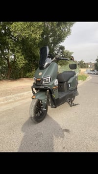 دراجه شحن صاعقه للبيع دراجه نظيفه كلش و معتني بيها كلششش هوايه شوفت عي...