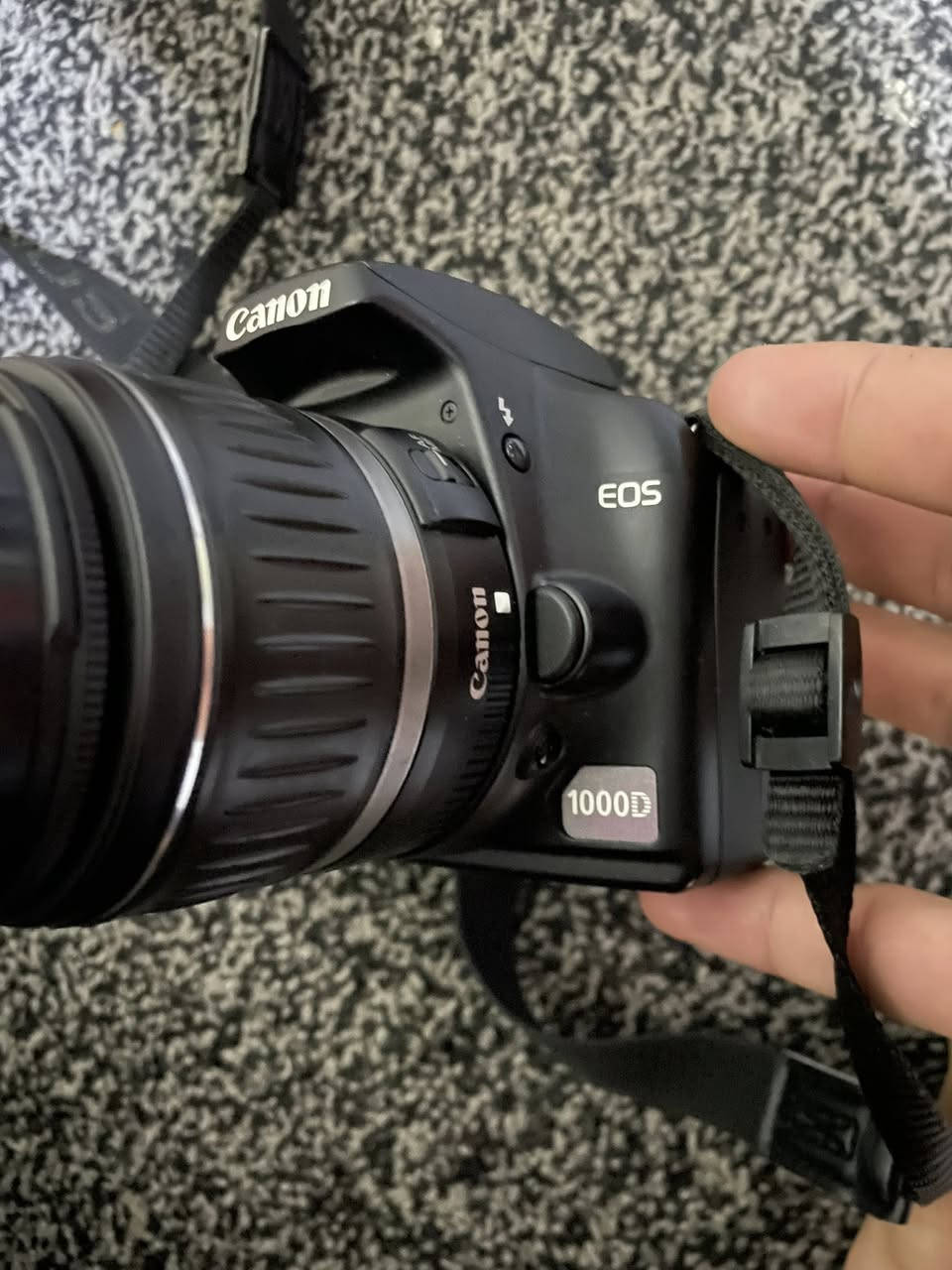 كانون D1000
ملحقاتها
بطارية
شاحنة
ميموري 
ملاحضه شتر الكامرة٥٠٠٠
السعر٢٠٠الف
مكان الموصل


**إذا كنت صاحب هذا الإعلان وتريد حذفه لأي سبب، رجاءا أرسل رسالة إلى الدعم الفني**