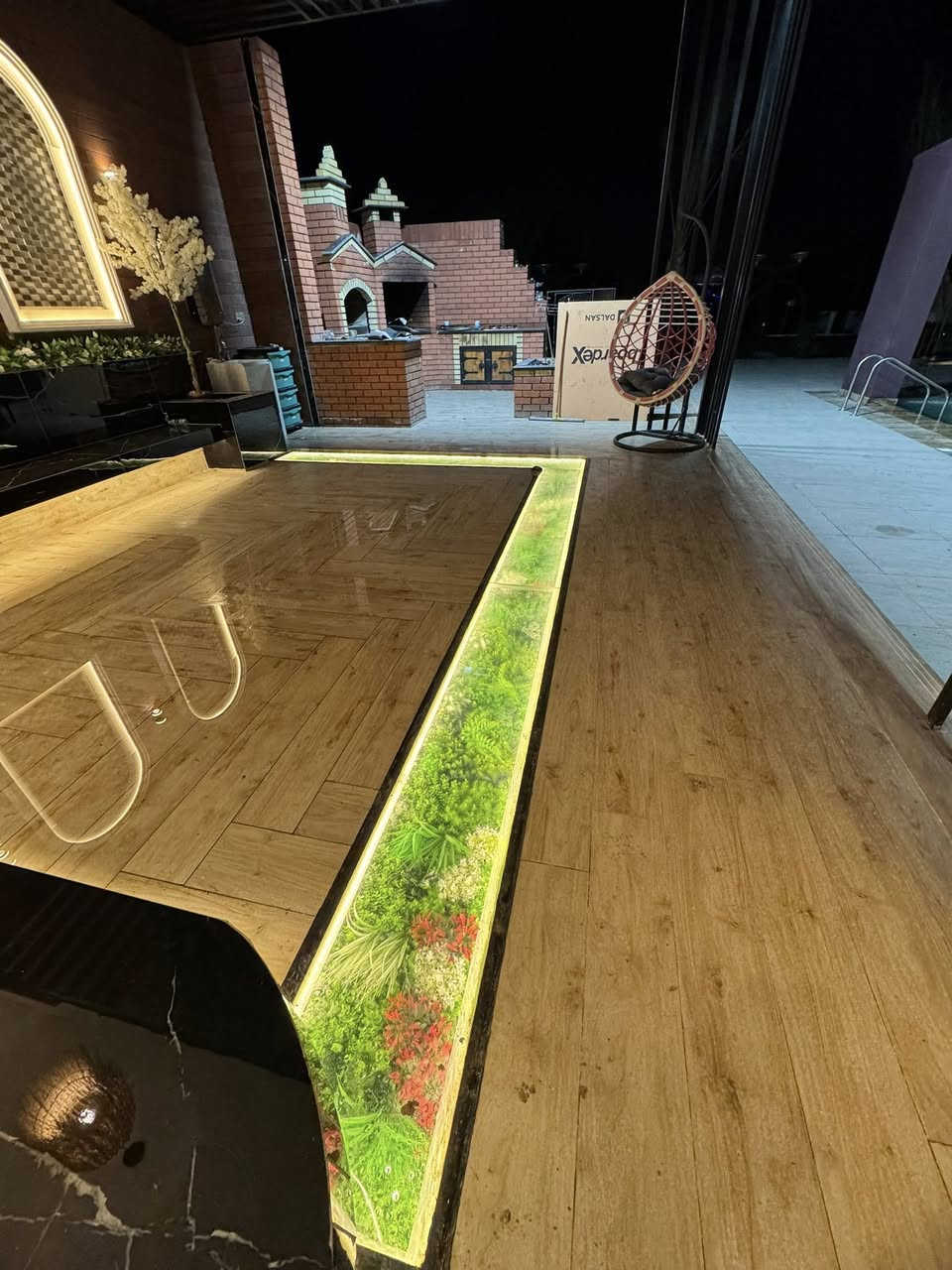 #المنيوم
السلام عليكم
نقدم لكم اعمالنا 

: عمل واجهات زجاج 10 ملم ( جام خانه ) للمحلات والمطاعم والبنايات 

: عمل قواطع جام داخليه وشاورات وقواطع زجاج مرمل ضبابي مسكرت

: عمل فاترينات زجاج وام دي اف سي ان سي

: عمل كافة الأبواب الكهربائيه الزجاجيه والألمنيوم 

:عمل واجهات ألمنيوم G60 مفصلي وأبواب سوينك بماطور الماني أو ايطالي بضمان ١٠ سنوات بأسعار تنافسيه

: عمل أبواب ستلستيل كهربائيه للمستشفيات(مداخل العمليات)

: عمل كافة المحجرات الألمنيوم و الزجاج 

  📞.   ***********
