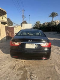 سوناتا 2013 سياره عارضها 107   حادث جاملغ امامي جهت السايق وشويه من ال...