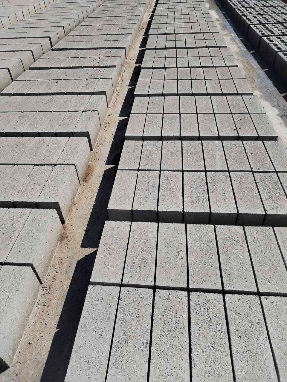 يتوفر لدينا بلوك صلد مجوف درجه اولى معامل كوكجلي الموصل
يتوفر لدينا كرين لنقل البلوك الاستفسار الاتصال عل
‏‪***********‬‏
***********
