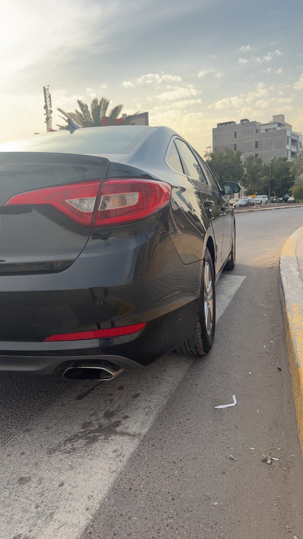 السلام عليكم سياره سوناتا 2017  دهوك هزة جديدة تريد تحويل تريد وكالة سياره وحلوه ونظيفه سياره سونر موجود سعرها  115 مكاني شارع فلسطين هذا رقمي ***********