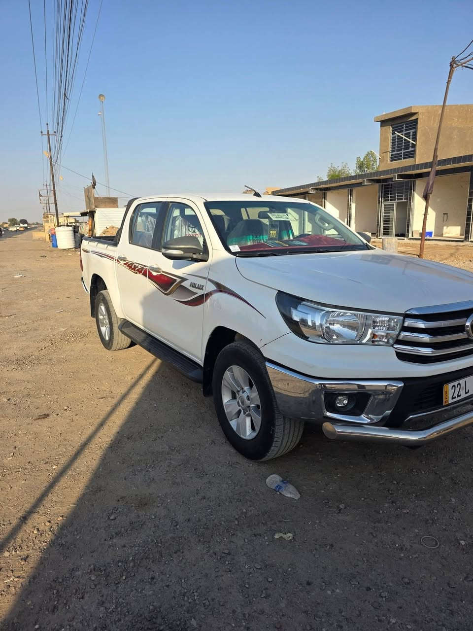 السلام عليكم للبيع
فور ويل عاليه موديل 2018 
مكاني بغداد جسر ديالى الجديد
رقم اربيل بسمي هزه ما سقطه سنويه جديده
سياره مكفوله كفاله عامه عده البارد اللي موضح بسونار المرفق بلمنشور 
السياره ماشيه ١٥٧ الف
السياره نضيفه بمعنا الكلمه وجاهزه من كل النواحي
بيع مستعجل سببضروف البناء
السعر265$ وبي مجال 
هاتف(***********)
هاتف (***********)
