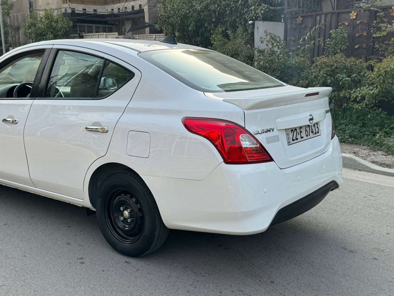 سلام عليكم
نيسان سني هندي 2020 رقم اربيل الدولي سياره بلاديه بدون صبغ او تبديل حت الدعاميات
مكينه وكير عل وضع شركه بدون نقوصات 
السعر 113 مجال بسيط 
مكاني حي الخظراء 
للاستفسار ***********
