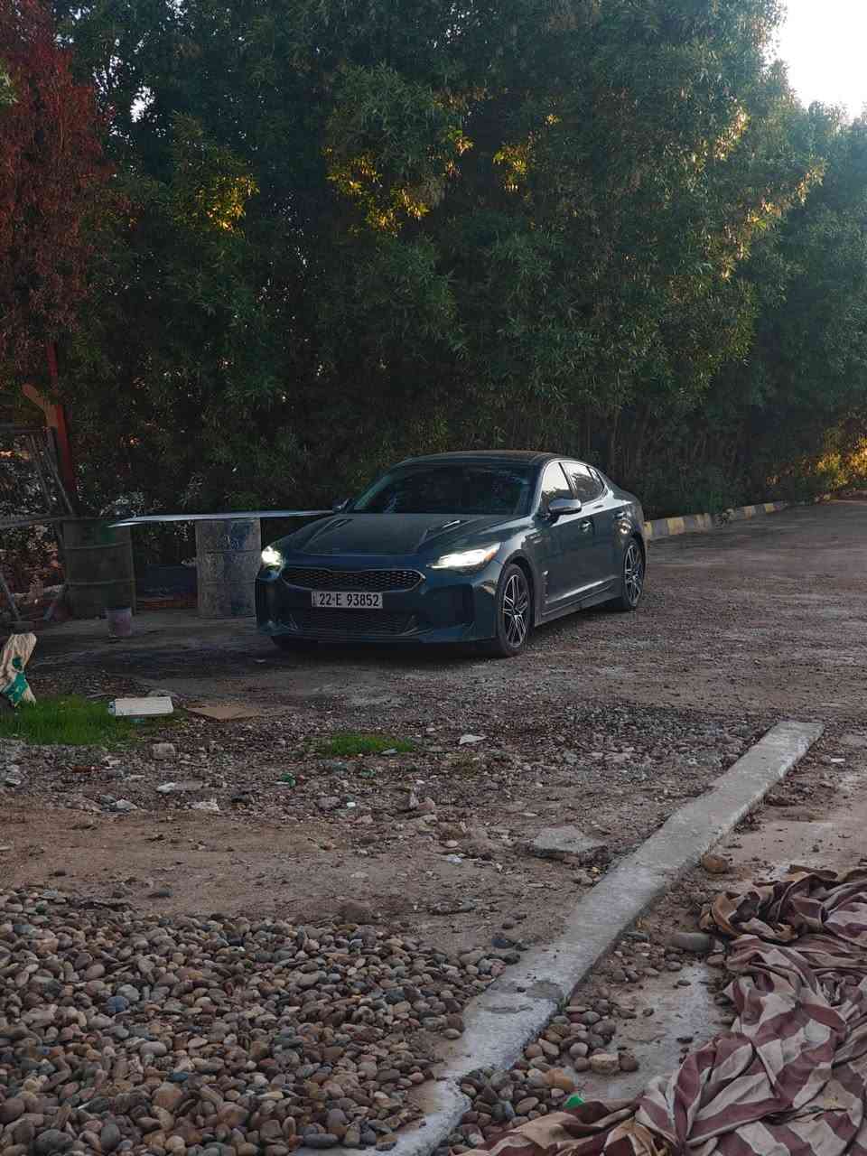 سلام عليكم عندي ستنكر 23 للبيع او مراوس
جيتي لاين 2500 تيربو 

رقم اربيل باسمي وبيها كتاب تضليل وياها 

حادثها سرقة وهنا بلعراق صار بيها بارد 

السيارة فول بنورما لون زيتوني معروفة مواصفاتها

رايدها ب215   

مكاني المنصور رقمي ***********
