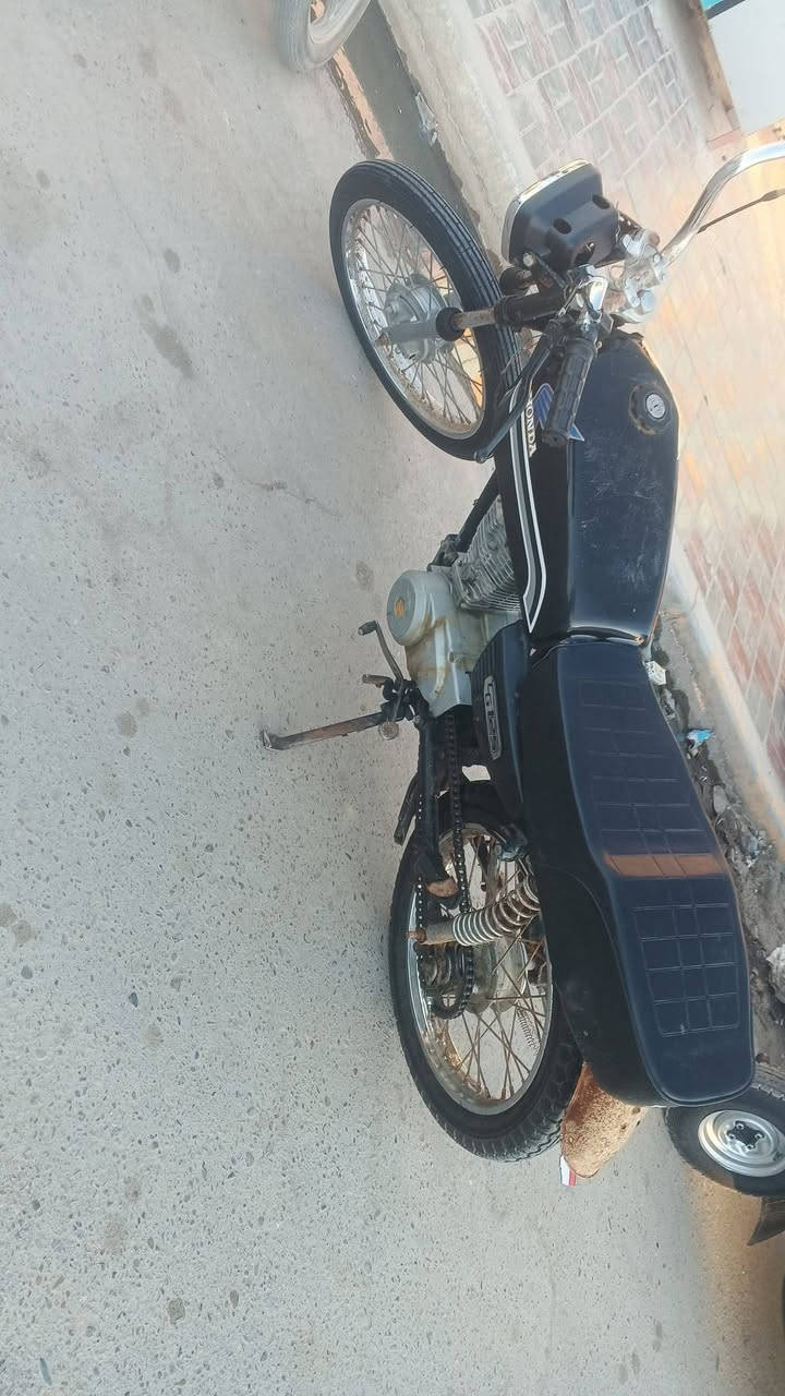 سلام عليكم دراجة أربع كير للبيع كلك موديل 19بيه خيط بخار  سعر 200 وبيها مجال شراي يجي خاص


**إذا كنت صاحب هذا الإعلان وتريد حذفه لأي سبب، رجاءا أرسل رسالة إلى الدعم الفني**