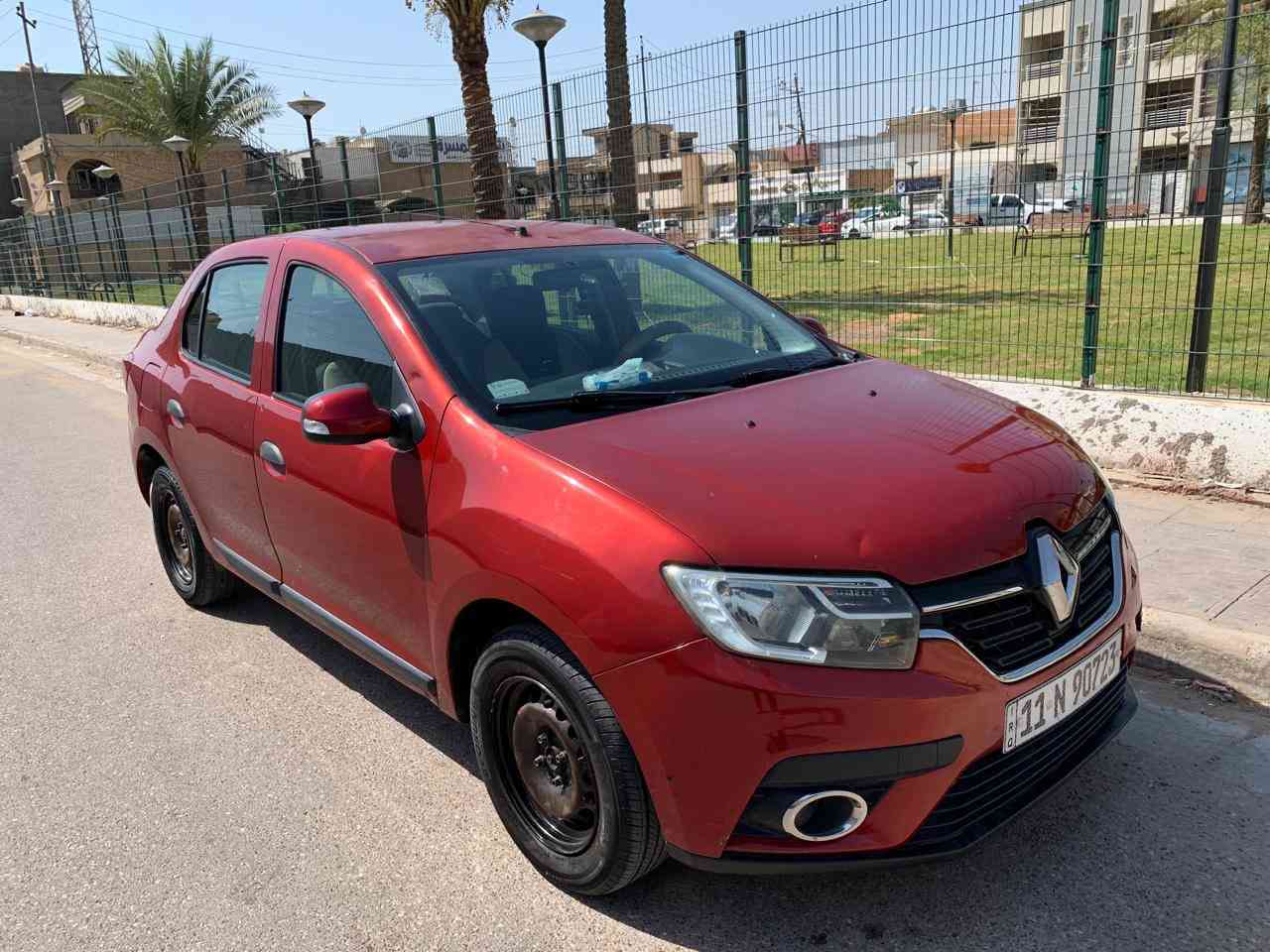 رينو سيمبول للبيع موديل ٢٠٢٠
محرك ١.٦ مبدل لوكان 

ماشية ٢١٠،٠٠٠ 

السيارة ما ناقصها غير منظومة تدفئة.

بيها قطعتين حار "البنيد و باب الراكب و صغار كلش يعني على كد رصعات و تعدلن" و قطعتين بارد "جاملغ جهة الراكب و جوه الصندوق بسبب حفرة".

السعر ٦٥ و بيها مجال للشراي.

المكان بغداد حي الجامعة.
للتواصل على الرقم التالي: ***********
