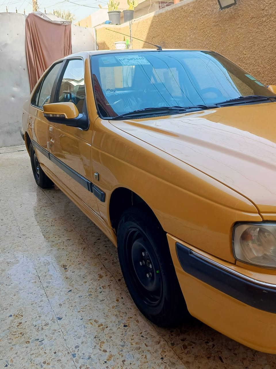 سلام عليكم بيجو بارس 2015 مكفوله من ضربه صبغ تبديل جراد مابيه نقص برغي كبل للشارع منضومه غاز 60لتر هيىه غرامات مصفره ارقام جديده بس باقي على تثبيت صدر جديد تايرات  تبريد جديد السعر 53وبيه مجال قليل المكان بغداد جديده ***********
