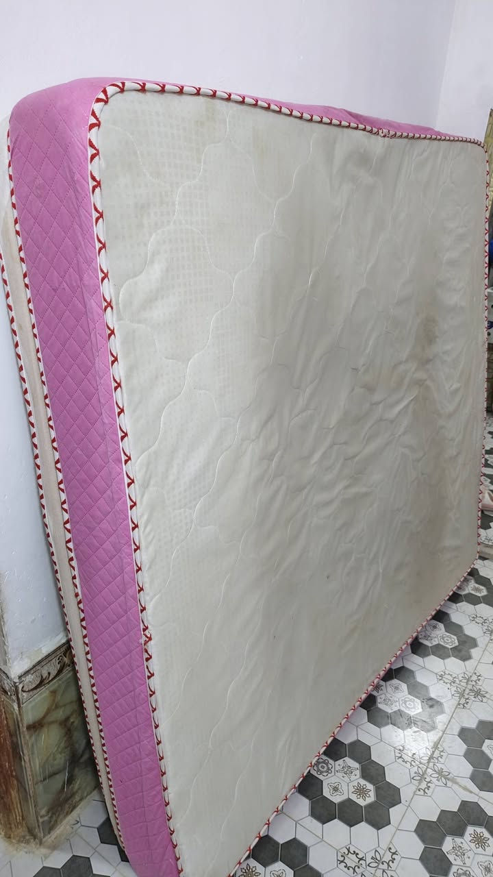 دوشك قياس ١٨٠/٢٠٠ ارتفاع١٥
( للبيع ٨٠ الف ) 

#دوشك


**إذا كنت صاحب هذا الإعلان وتريد حذفه لأي سبب، رجاءا أرسل رسالة إلى الدعم الفني**