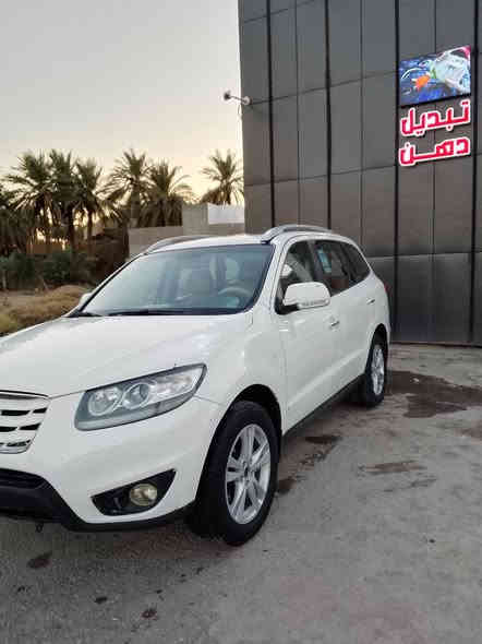 سلام عليكم سنتافية 2012
خليجي 6سلندر 7راكب فور ويل 
فتحة بصمة  بيها حادث وبيع على وضعهة رقم بغداد ممتواجد ع نت 
*********** السعر 88
