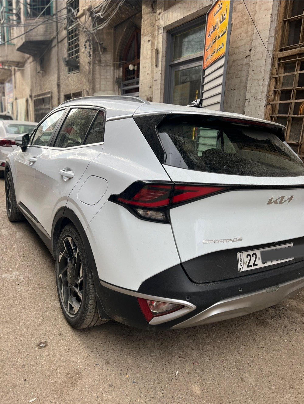 عنوان السيارة بغداد الشعب
السياره ماشيه 96الف اقره الوصف لي وياه الصور وتحياتي للجميع والسعر195ورقة وبي مجال 