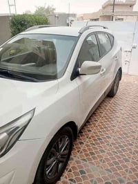 هونداي توسان خليجي موديل 2015 قطعتين  السعر 146 للاستفسار  07709951595