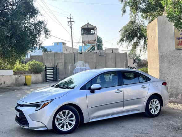 السلام عليكم للبيع تيوتا كورلا ٢٤هايبرد محسن 
اوتو هولد سايد بريك بصمه رادادت ب المري رادار توقف ذاتي 

كامره شاشه 

بصمه تشغيل 

بصمه أبواب  

ويل كب بلادي خليجي 

لد نهاري 

حساس أمامي 

مرقمه بغداد فول عده الفتحه والجلد 

جاهزه وما نقصها برغي ونصبه مرتبه ماشيه ٢٠  اخت زيرو نضيفه جداً 

داخل لونين كريمي اسود 

مكان السياره بغداد 

حادث تعديل جاملغ الخلفي +صبغ  ١٨٠٠هايبرد   

للاستفسار : *********** واتساب عبدالقدوس الخالدي
سعر ١٦٨ قفلها 