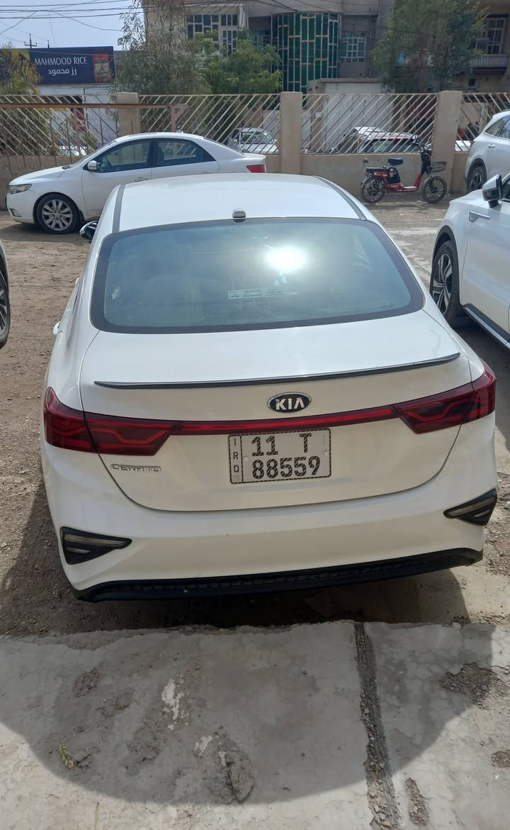 سلام عليكم للبيع كيه سيراتو  موديل 2019 مواصفات نصف سياره حلوه وما بيه نقص وجاهزه من كولشي الشراي يتصل على ارقامي *********** ولتساب
