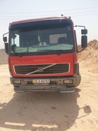 فالفو FL6 • قلاب • موديل 2002