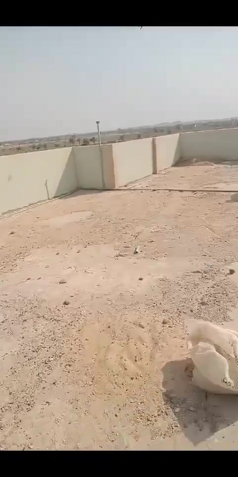 اضخم المزارع النموذجيه الكبيرة 
تابع التفاصيل 
المساحه 20فدان منهم 10فدان زيتون مثمر 
5فدان بلح حياني عمر3سنوات 
5فدان برسيم حجازي 
الري بحاري.  شبكة ري حديث 
2حوض تخزين المياه 
حيازة زراعيه 
2فيلا مفروشه 
مياه الشرب وكهرباء وكاميرات مراقبه 
ابراج حمام.   خلايا ضوئية 
3عنابرمواشي 2عنبر اغنام 
تروسيكل شغال 
2مولد كهرباء 
2ماتورللري 
2ماتور رش مبيدات 
مخازن 
18مكعب مياة سعةالمكعب 2000لتر
عربيه كاروبالحصان 
السعر المطلوب شامل كل شيء 17مليون 
السويس بجوار نفق الشهيد أحمد حمدي 
01279736615


**إذا كنت صاحب هذا الإعلان وتريد حذفه لأي سبب، رجاءا أرسل رسالة إلى الدعم الفني**