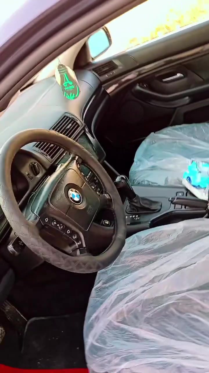 بۆ فرۆشتن Bmwمۆدیل 2001رەقم اروپی زۆر خاوینە منەفیست اسلی رەقم اسلی فول موسفات شوین هەولر سحر 68ورەقەو مجال ***********
