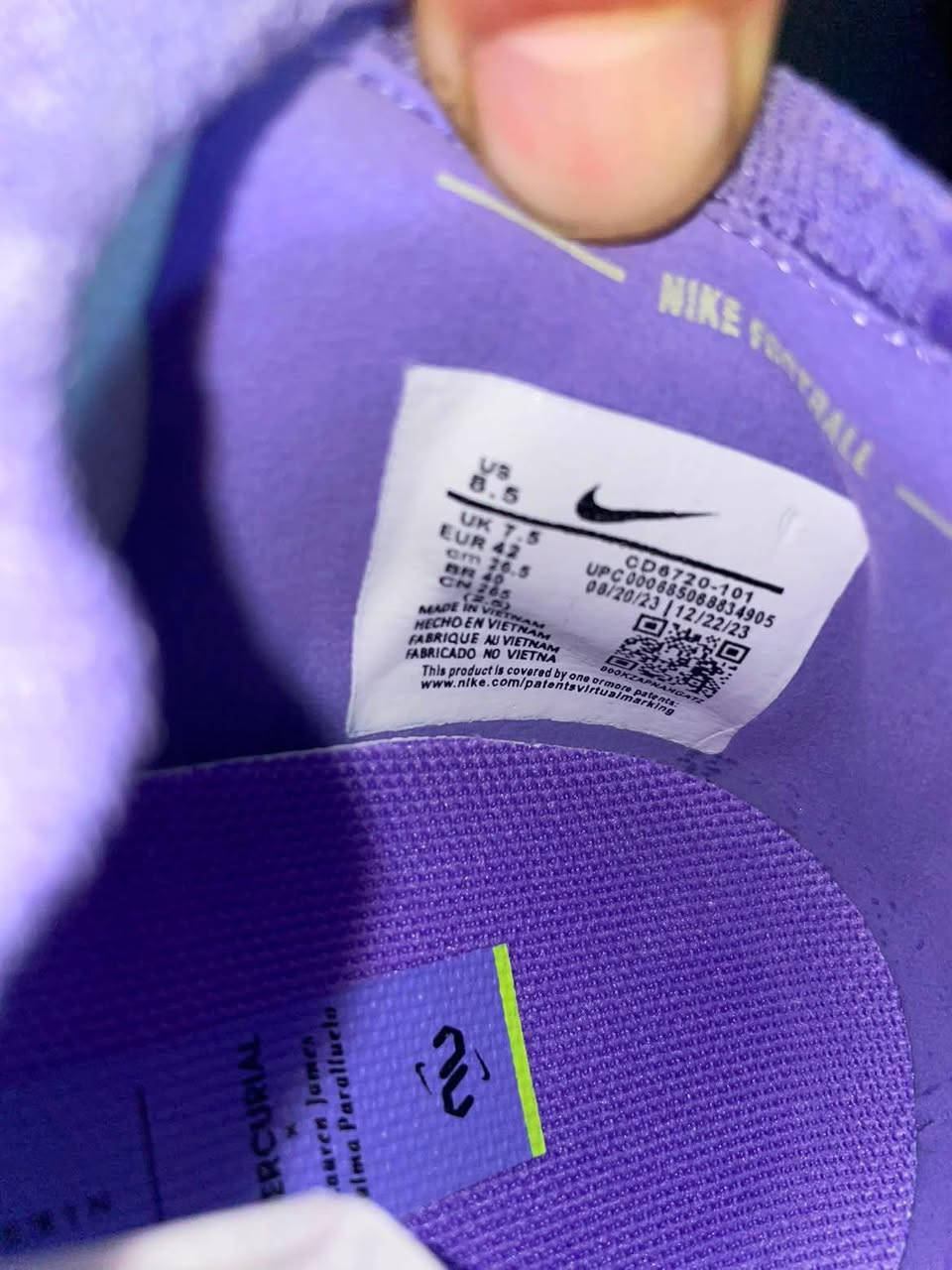 حذاء NIKE UNITED فيتانمي اصلي قياس 26.5 بضاعة DHL برازيلي


**إذا كنت صاحب هذا الإعلان وتريد حذفه لأي سبب، رجاءا أرسل رسالة إلى الدعم الفني**