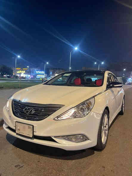 وبيها صبغ شبه احزام السونار موجود جوه السياره جاهز 

مكينه كير تبريد ثلج حداده 50 بل الميه رقم بصره تحويل 

سنويه ال28        السعر (85) وبيها مجال الأشراي 

        ***********
