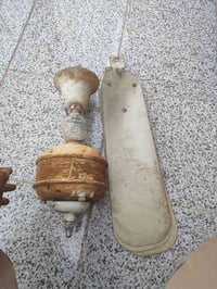 مروحة انكليزي • بدون صوت • نقصها صبغ