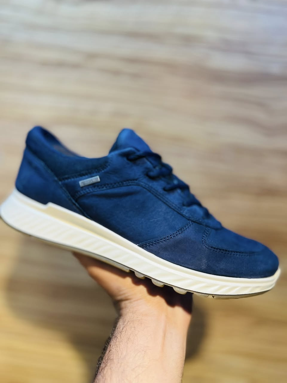 ايكو جلد طبيعي
باله امريكي اصلي 
النظافه تامه 
قياس41
توصيل جميع المحافظات 
للحجز واتساب 
***********
