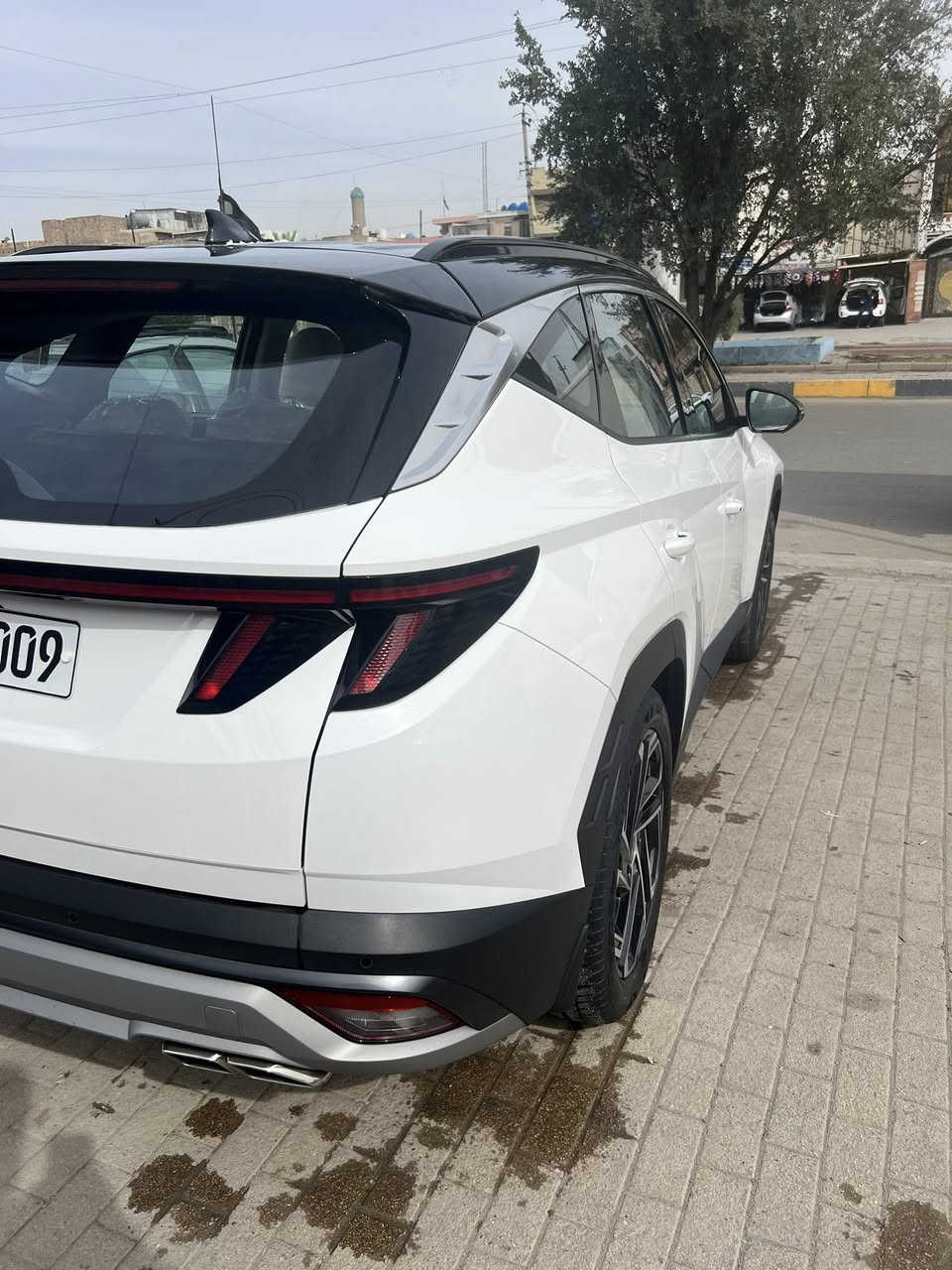 السلام عليكم توسان للبيع موديل  ٢٠٢٥  توكلر
كشنات كهرباء 
مقاعد تدفئه
باب خلفي كهرباء 
رقم اربيل تحوويل مباشر 
السعر ٢٣٧قفل 
ماشيه ٣ الف 
مكاني بغداد 
***********
