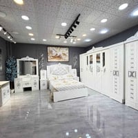 أبيض ملكي • مودرن • جديدة كرتون