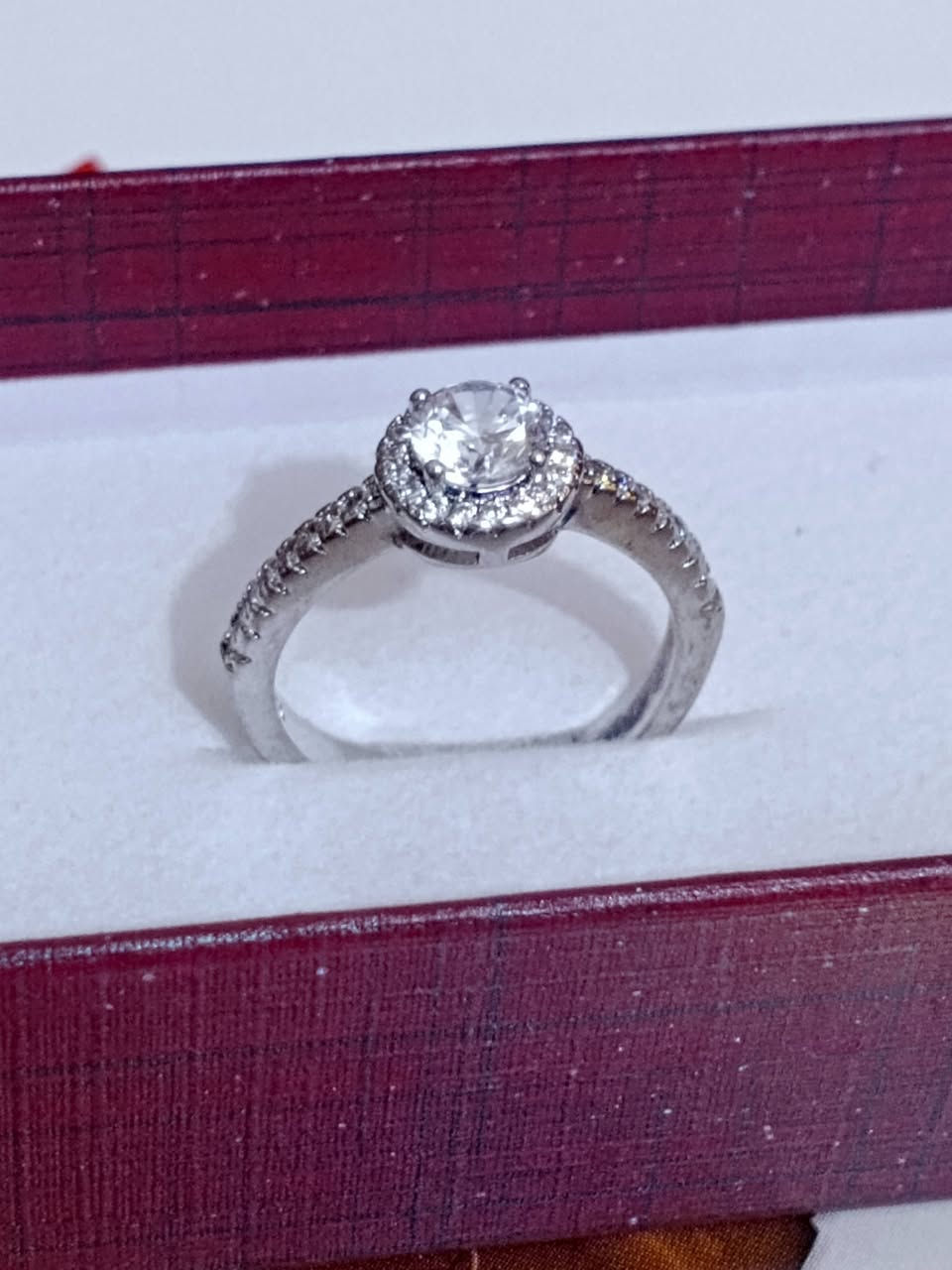 فضه مختوم 925للبيع


**إذا كنت صاحب هذا الإعلان وتريد حذفه لأي سبب، رجاءا أرسل رسالة إلى الدعم الفني**