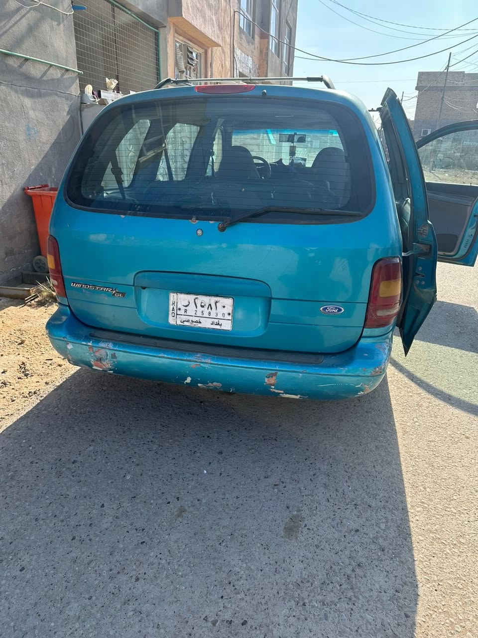 سياره جاهزه مجهزه 7 راكب
حدادية 
كير جديد
محرك جديد
تخم تاير جديد
كهربائيات شغاله بدون نقص 
مابيها نقص جاهزه السياره رقم بغداد تحويل مباشر
مكاني بابل الاسكندرية  
السعر 43 ورقه وبيها مجال 
‭0783 101 5556‬
