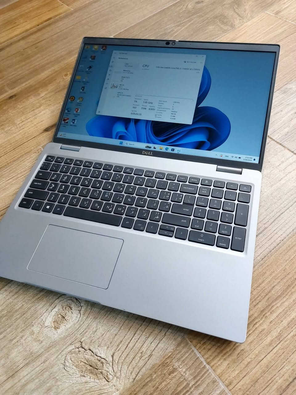 لابتوب    Dell Latitude 5521 Ci5 11th 
بمواصفات مناسبه للبرامج  المكتبية  والحسابية والتصفح والأمن السيبراني  .
بسعر 475 الف دينار عراقي 
Cpu Ci5-11400H          جيل حادي عشر 
حرف المعالج H
Hard 256GB nvme قابل للتطوير 
Ram 8gb ddr4         قابل للتطوير 
15.6 screen 1920x1080 FHD
Back-light Ar-En ضوئي 
Charger dell شاحن اصلي 
يمكن للزبون فحص اللابتوب وتشغيله والتأكد من المواصفات قبل الاستلام  اللابتوب.
نسبة النظافة 97%
ضمان لمدة خمسة أيام للفحص في حالة وجود خلل مصنعي تستبدل بنفس الموديل حصرا 
عنوان المكتب بغداد شارع الصناعة مجمع الرياش مكتب اليسر للتواصل والحجز ***********
