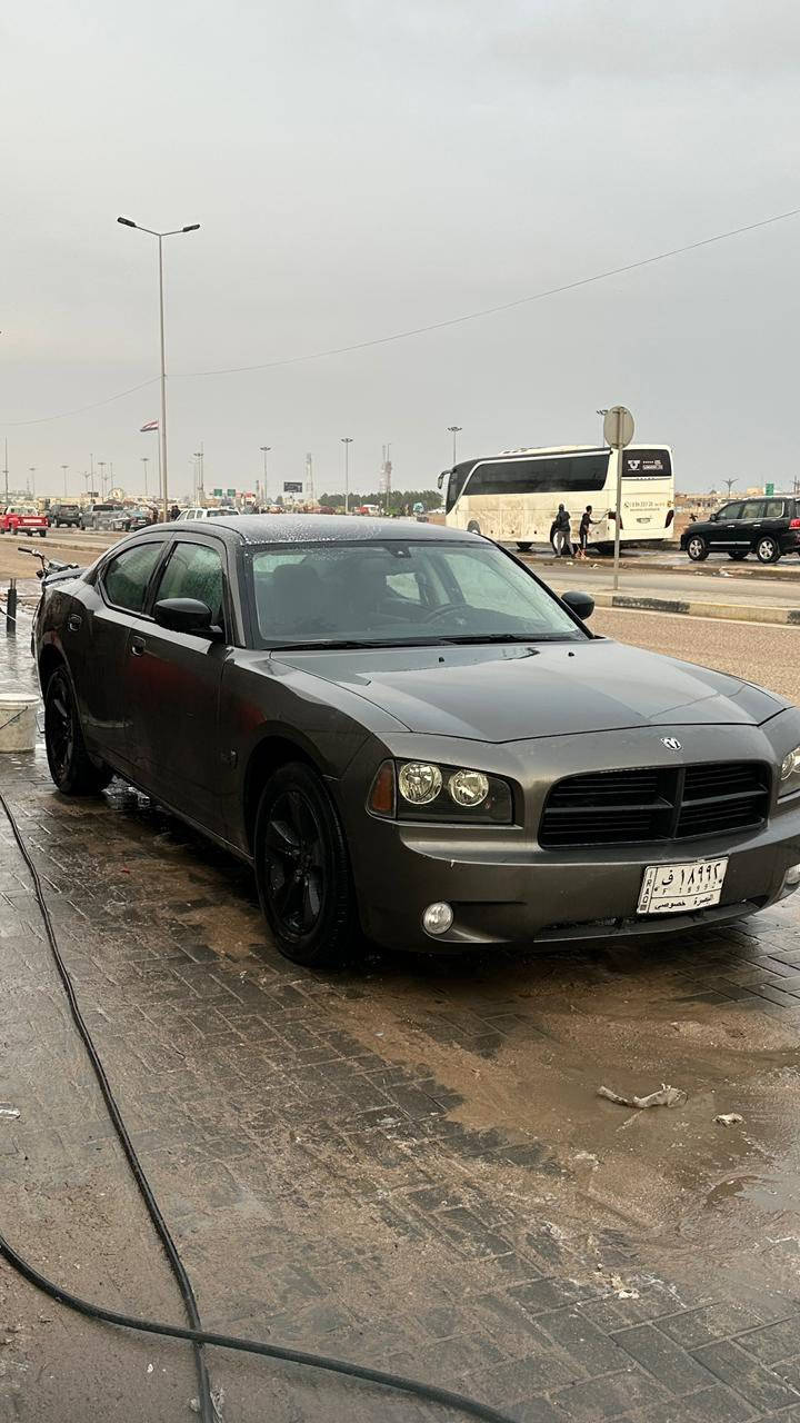 جارجر 2010
مكينه تبخر 
كير حداديه غرفه كهربائيات كلها كامله 
شاشه كامره خلفيه 
مكفوله بيها جاملغ امامي مبدل نفس اللون وبيه باب السايق طعجه باسمي سنويه نهاية 27 سعر 88
البصرة القبلة حي المهندسين
الاتصال ***********
